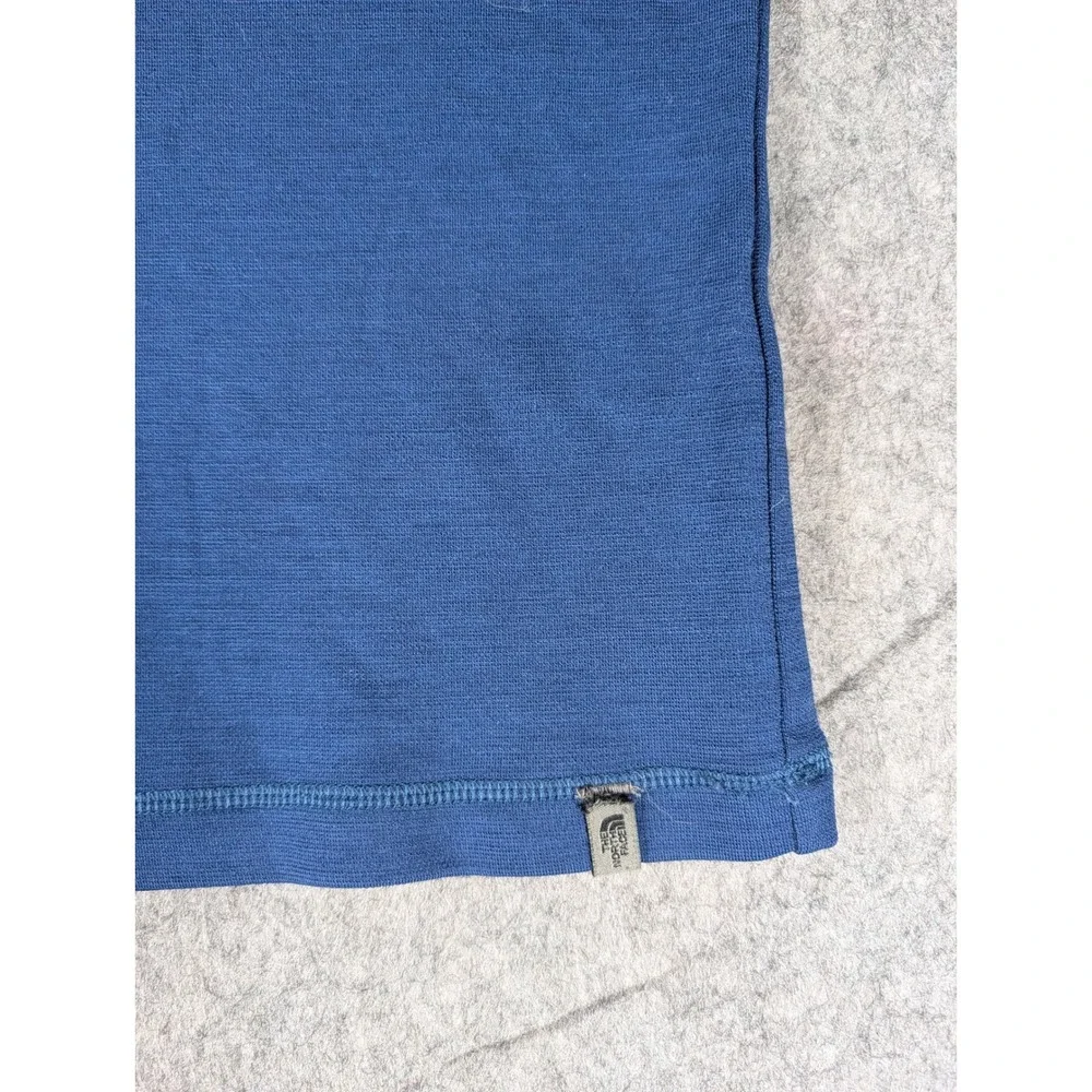 The North Face Mens Navy Blue Long Sleeve Crew Neck Base Layer Top S